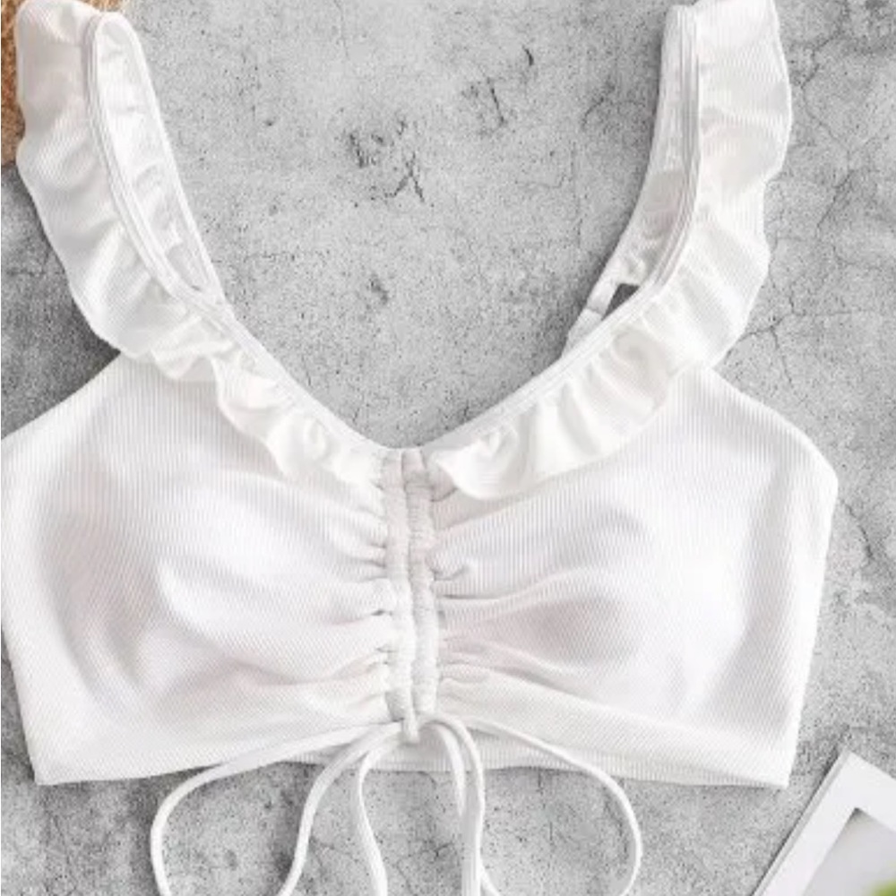 ZAFUL Ribbed Ruffle Cinched Ruched Bikini Top - White S